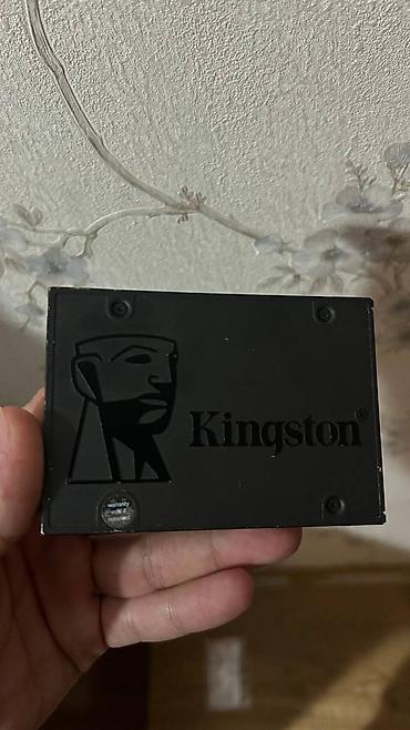 mac studio: Kingston 2.5" SSD – 120 GB - Modell: Kingston SSD (SATA) - Tutum: 120 — 1