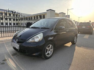 карс кж хонда фит: Honda Fit: 2005 г., 1.3 л, Вариатор, Бензин, Хетчбек