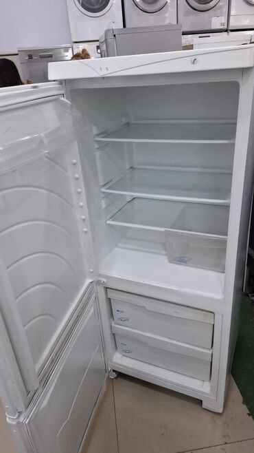 Soyuducular: 2 qapılı Samsung Soyuducu Satılır, rəng - Ağ