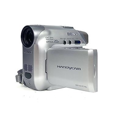 jack e4: Видеокамера Sony Handycam DCR-HC17E PAL в серебристом корпусе с — 2