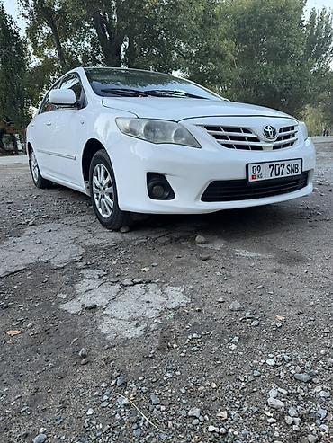 марк два: Toyota Corolla: 2011 г., 1.8 л, Автомат, Бензин, Седан — 4