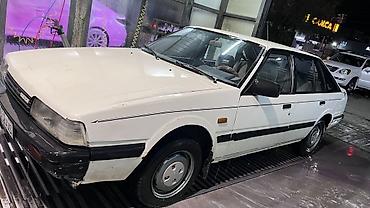 продаю мазда 323: Mazda 626: 1989 г., Механика, Бензин, Седан — 1