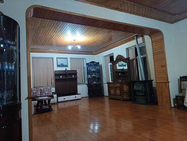 Günlük kirayə evlər: 120 kv. m, 3 otaqlı, Qaz, İşıq, Su -da lalafo.az — 3 Günlük kirayə evlər: 120 kv. m, 3 otaqlı, Qaz, İşıq, Su — 3