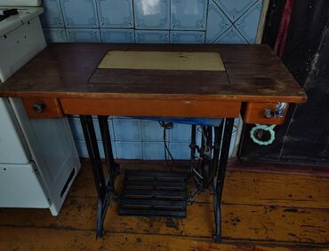 магазин запчастей для швейных машин: Швейная машина Механическая