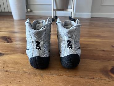 nike react: Модель: Nike Tawa SE Safari Wolf Grey/Black-Orange Артикул: CI — 4