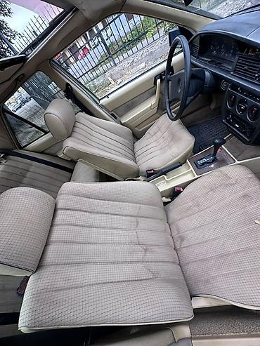 Салондун тетиктери: Эшик картасы Mercedes-Benz 1984 г., Колдонулган, Оригинал, Германия — 5