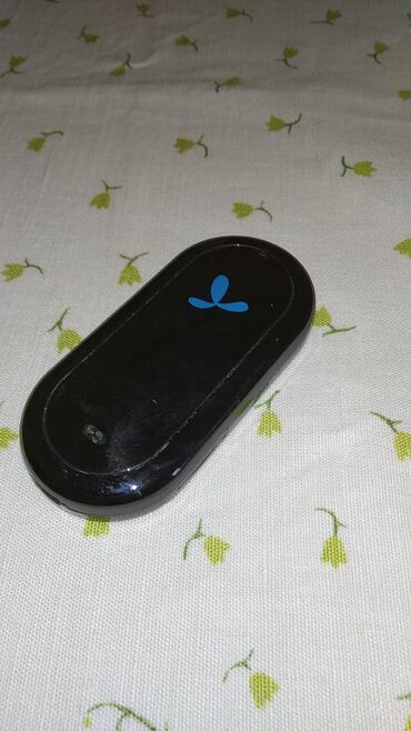 Huawei USB modem E220
Modem je skroz ispravan radi sa svim telenor kar