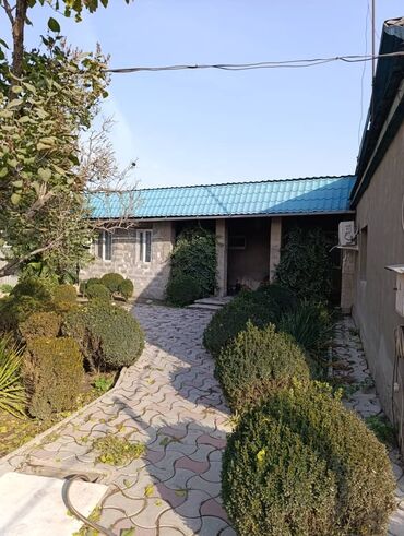 дом токтогул: Үйдүн жарымы, 70 кв. м, 3 бөлмө, Кыймылсыз мүлк агенттиги, Косметикалык оңдоо