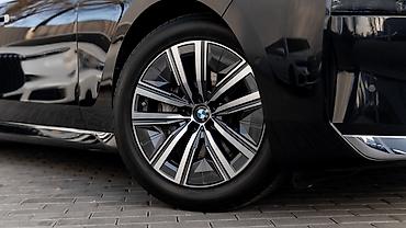 bmb e36: BMW 7 series: 2025 г., 3 л, Автомат, Бензин, Седан — 6