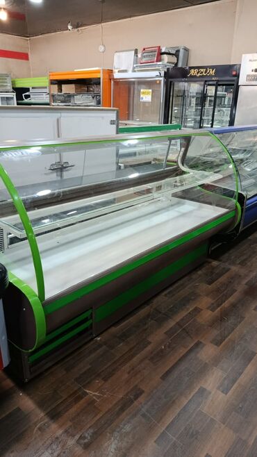 Soyuducu vitrinləri: Kolbasa. Toyuq ağartı mehsullari üçün nəzərdə tutulub super işləyir