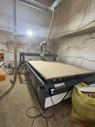 mdf panel: CNC frezə dəzgahı – vakuumlu stol və talaşsorma sistemi ilə Uzeri — 1