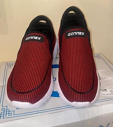 40: "Ginnex"markası keyfiyyətli 40-raz Sneaker təzədir,qutuda.Ölçü uyğun — 1