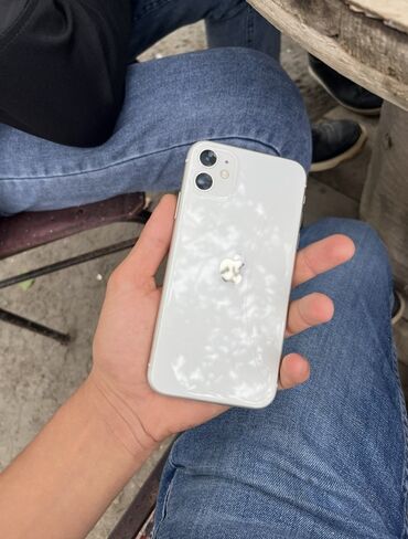 Bilərziklər: IPhone 11, 128 GB, Ağ, Face ID
