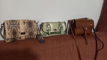 сумка через плечо женская белая: Классикалык сумка, Diesel, Материалы: Нукура булгаары, Винтаждык стиль, Суу өткөрбөөчүлүк, Асыл нуска, Аялдарга, Жаңы