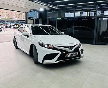 toyota hilander: Toyota Camry: 2023 г., 2.5 л, Автомат, Гибрид, Седан — 3