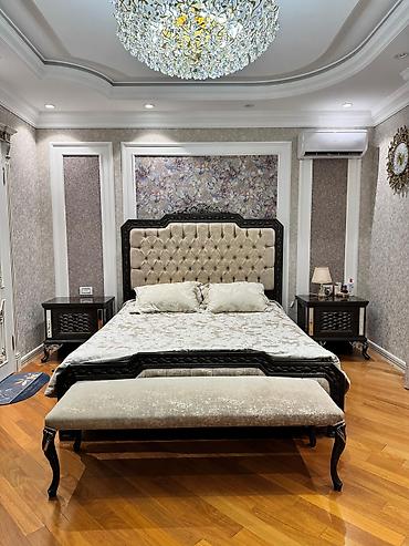 Klassik üslubda yataq otağı dəsti Komplekt: - Böyük ölçülü iki lalafo.az -da Klassik üslubda yataq otağı dəsti Komplekt: - Böyük ölçülü iki