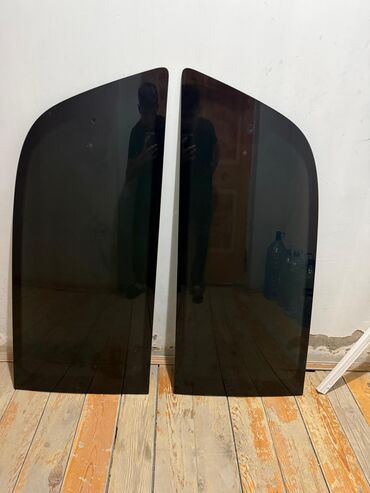 Digər avtomobil ehtiyat hissələri: Mercedes Vito 2 ədəd arxa qapı şüşəsi,2 ədəd arxa kiçik yan -da lalafo.az — 2 Digər avtomobil ehtiyat hissələri: Mercedes Vito 2 ədəd arxa qapı şüşəsi,2 ədəd arxa kiçik yan — 2