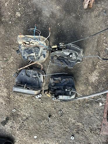 bmw 2002: Məhsul: Avtomobil üçün orijinal ehtiyat hissələri komplekti Təsvir: - — 2