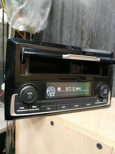 магнитафон фит: Штатная автомагнитола Honda Crider - Питание: DC 12V - Радио: FM/AM — 2