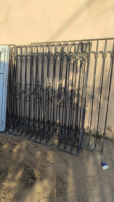 plastik qapi pencere: PVC pəncərə blokları və dəmir barmaqlıqlar - Material: ağ PVC profil — 3