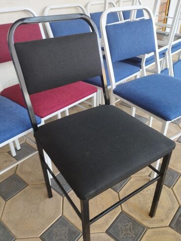 Стулья для кухни: Железные стулья срочно! Продаются железные стулья, осталось — 3