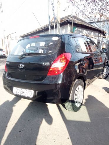 Hyundai: Hyundai i20: 1.3 l | 2010 il Hetçbek — 14