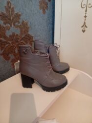 Uqqilər: Ölçü: 36, rəng - Boz, İşlənmiş