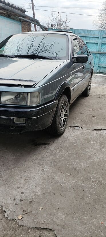 мотор суу: Volkswagen Passat: 1989 г., 1.8 л, Механика, Бензин, Седан