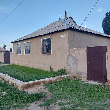 Продажа коттеджей и домов: Кочкор районунун, Кочкор айылынан.Көбөгөн Сайда Мырзабеков кочосунон — 1