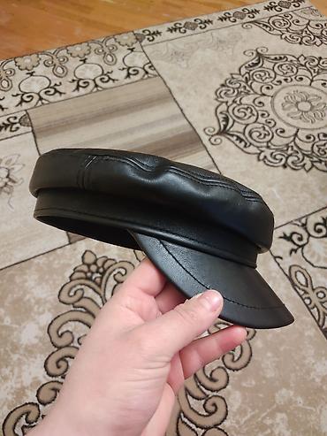 kepka: Qara dəri görünüşlü kepka – “furaşka”/kapitan üslubunda - Material — 3