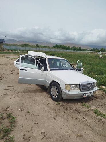 Продажа авто: Mercedes-Benz 190: 1990 г., 2 л, Механика, Бензин, Седан
