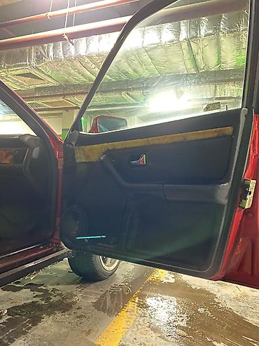 Audi: Audi 80: 1992 г., 2 л, Механика, Бензин, Седан — 13