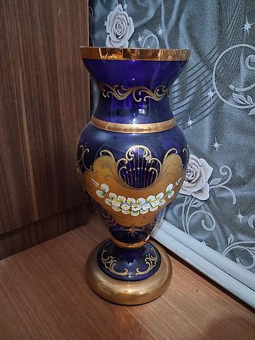 Bir vaza, Bogem şüşəsi