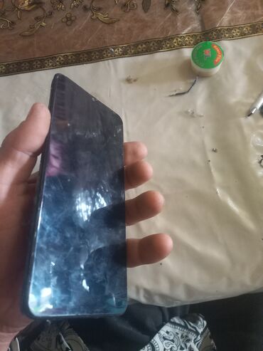 ikinci əl radiator: Ehdiyat hiseleri tecili satılır reyalmi 6.i