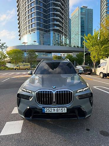 Унаа сатуу: BMW X7: 2023 г., 3 л, Автомат, Бензин, Жол тандабас — 2