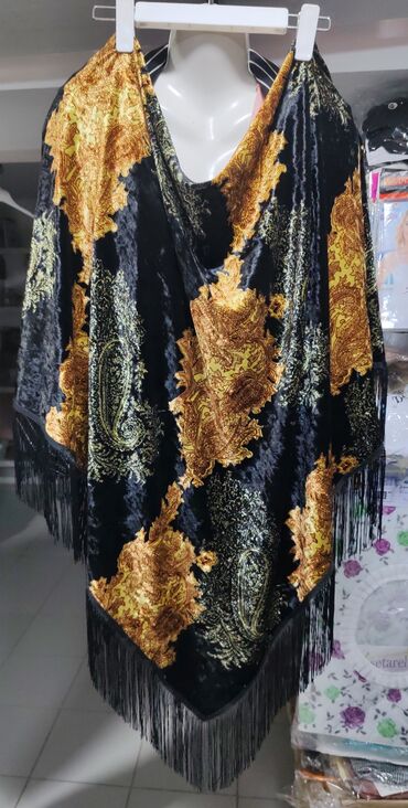 детские полотенца пончо: Zərif şal/ponço - Material: yumşaq məxməri parça - Rəng: qara fon