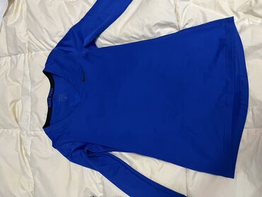 Toy paltarları: Ağ rəngli zərif gəlinlik - Model: baldırdan enən düz/yarı-fleyta — 16