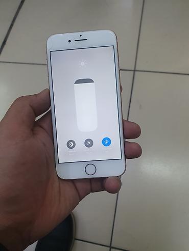 Apple iPhone: IPhone 8, Б/у, 64 ГБ, Золотой, Защитное стекло, Чехол, 100 % — 2