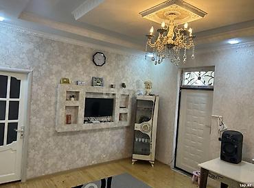 Həyət evləri və villaların satışı: Ev 2 yataq otağı, 1 mətbəx və geniş salondan ibarətdir. Evdə olan — 15