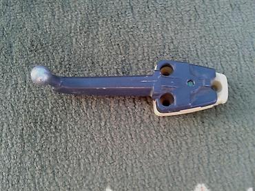 Другие аксессуары: Аксессуары: отражатели на двери, автобрелоки на зеркало, значок — 12