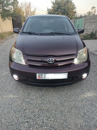 Toyota: Toyota ist: 2006 г., 1.5 л, Автомат, Бензин, Хэтчбэк