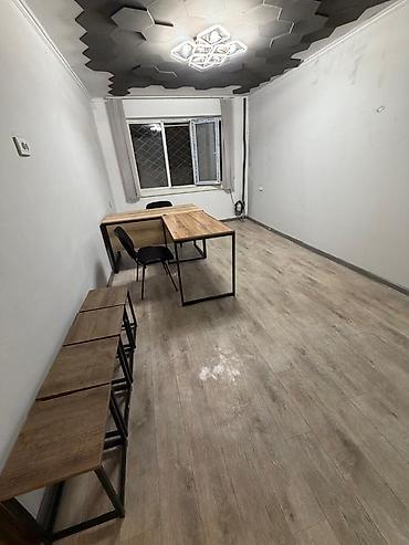Аренда офисов: Аренда офисов, 45 м², В жилом комплексе, С видом на горы, 1 линия, С отдельной кухней — 8