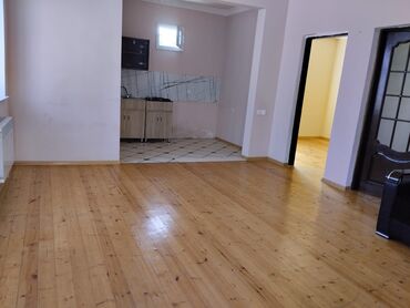 снять дом в азербайджане на берегу моря: 80 м², 3 комнаты, Комби, Газ, Электричество