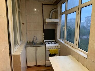 Köhnə tikili: Bakı, Bakıxanov qəs., 2 otaqlı, Köhnə tikili, m. Neftçilər, 47 kv. m — 20