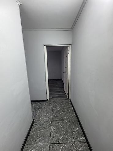 один штук: 1 комната, 30 м², 104 серия, 1 этаж, Косметический ремонт — 5