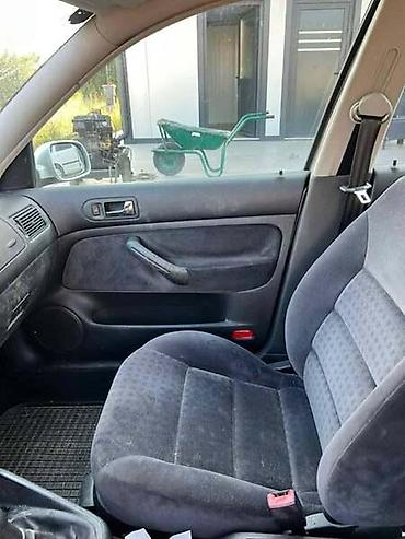 focus 4: ZADNJE VETROBRANSKO STAKLO ZA VOLKSWAGEN GOLF 4 | Zadnje — 2