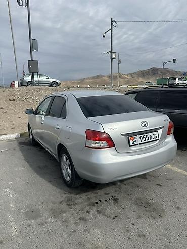 lexus rx машина: Toyota Yaris: 2009 г., 1.3 л, Автомат, Бензин, Седан — 3