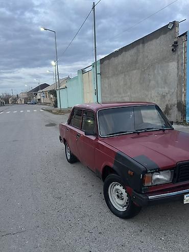 VAZ (LADA): VAZ 2107 sedan - Korpus: 4 qapılı sedan, tünd qırmızı rəng, klassik — 2