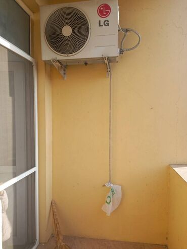 Uzunmüddətli kirayə mənzillər: Nərimanov rayonu Gənclik metrosunun yaxınlığında, yeni tikili tikili — 12