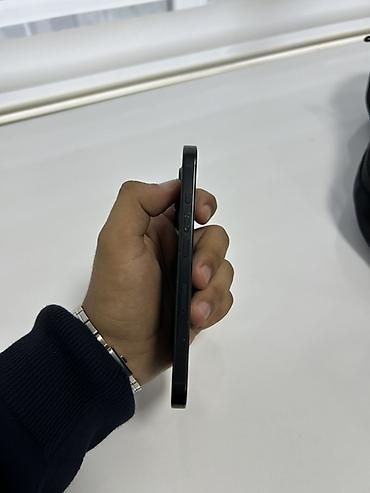 2 el telfonlar: 256 GB, Qara, Simsiz şarj, Face ID, Sənədlərlə — 4